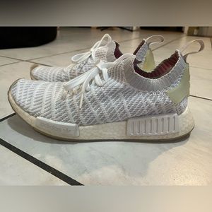 Men’s Adidas NMD R2